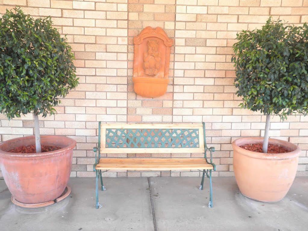 Ningana Motel Mudgee Εξωτερικό φωτογραφία